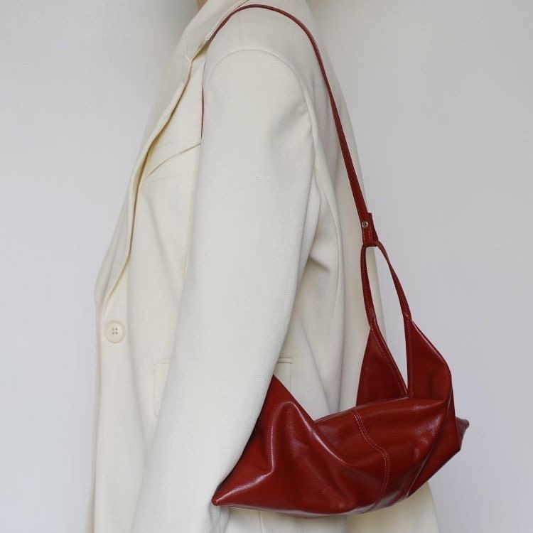Sleek bag